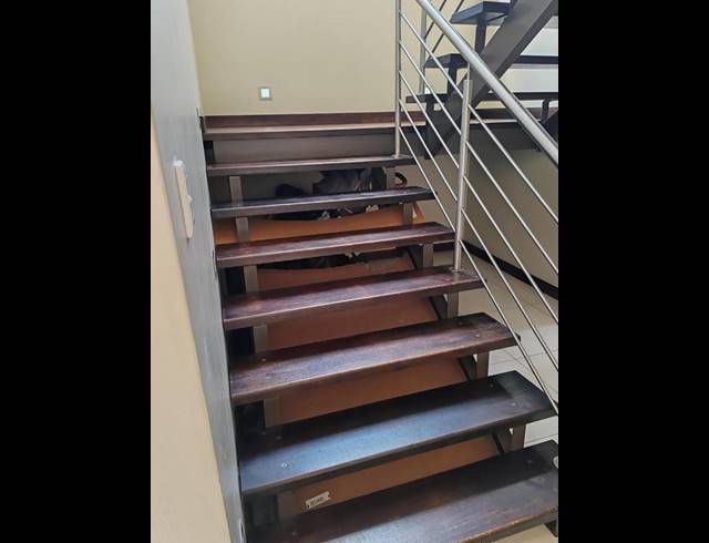 3 BEDROOM HOUSE FOR SALE IN MIDLANDS ESTATE